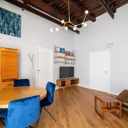 Design Apartment Next Sorbillo On Tribunali St By Houseinnaples-2
