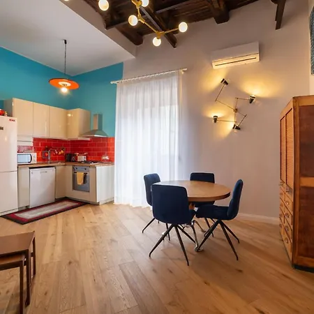 Design Apartment Next Sorbillo On Tribunali St By Houseinnaples-3